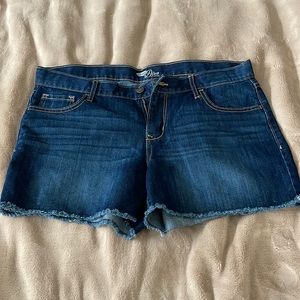 Old Navy shorts size 14 regular